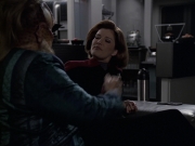 extant_StarTrek_VOY_6x11-FairHaven_00764.jpg