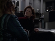 extant_StarTrek_VOY_6x11-FairHaven_00765.jpg
