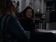 extant_StarTrek_VOY_6x11-FairHaven_00768.jpg