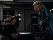 extant_StarTrek_VOY_6x11-FairHaven_00782.jpg