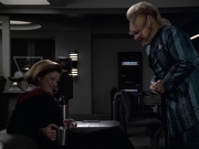 extant_StarTrek_VOY_6x11-FairHaven_00783.jpg