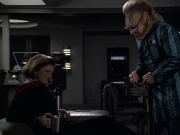 extant_StarTrek_VOY_6x11-FairHaven_00784.jpg