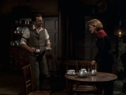 extant_StarTrek_VOY_6x11-FairHaven_00843.jpg