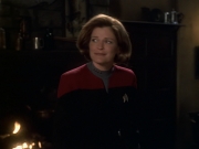 extant_StarTrek_VOY_6x11-FairHaven_00860.jpg