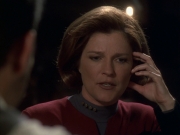 extant_StarTrek_VOY_6x11-FairHaven_00892.jpg