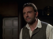 extant_StarTrek_VOY_6x11-FairHaven_00945.jpg