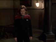 extant_StarTrek_VOY_6x11-FairHaven_00948.jpg