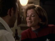extant_StarTrek_VOY_6x11-FairHaven_01086.jpg