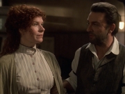 extant_StarTrek_VOY_6x11-FairHaven_01137.jpg