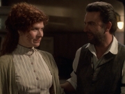 extant_StarTrek_VOY_6x11-FairHaven_01138.jpg