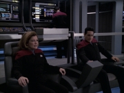 extant_StarTrek_VOY_6x11-FairHaven_01319.jpg
