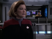 extant_StarTrek_VOY_6x11-FairHaven_01325.jpg