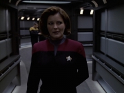 extant_StarTrek_VOY_6x11-FairHaven_01363.jpg