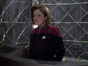 extant_StarTrek_VOY_6x11-FairHaven_01390.jpg