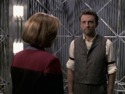 extant_StarTrek_VOY_6x11-FairHaven_01458.jpg