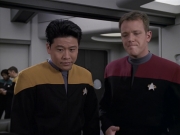 extant_StarTrek_VOY_6x11-FairHaven_01617.jpg