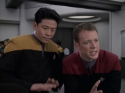 extant_StarTrek_VOY_6x11-FairHaven_01622.jpg