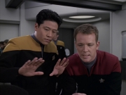extant_StarTrek_VOY_6x11-FairHaven_01623.jpg