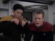 extant_StarTrek_VOY_6x11-FairHaven_01628.jpg