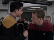 extant_StarTrek_VOY_6x11-FairHaven_01645.jpg