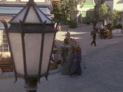 extant_StarTrek_VOY_6x11-FairHaven_01684.jpg