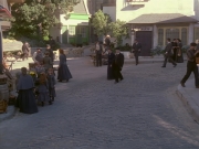 extant_StarTrek_VOY_6x11-FairHaven_01692.jpg