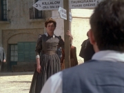 extant_StarTrek_VOY_6x11-FairHaven_01753.jpg