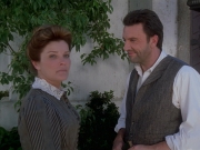 extant_StarTrek_VOY_6x11-FairHaven_01949.jpg