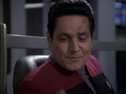 extant_StarTrek_VOY_6x11-FairHaven_02077.jpg