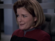 extant_StarTrek_VOY_6x11-FairHaven_02080.jpg