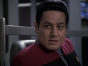 extant_StarTrek_VOY_6x11-FairHaven_02091.jpg