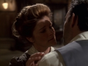 Filename=extant_StarTrek_VOY_6x11-FairHaven_02270.jpg
Filesize=142KiB
Dimensions=1200x900
Date added=Dec 28, 2019 extant_StarTrek_VOY_6x11-FairHaven_02270.jpg