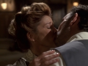 Filename=extant_StarTrek_VOY_6x11-FairHaven_02272.jpg
Filesize=155KiB
Dimensions=1200x900
Date added=Dec 28, 2019 extant_StarTrek_VOY_6x11-FairHaven_02272.jpg