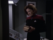 Filename=extant_StarTrek_VOY_6x11-FairHaven_02342.jpg
Filesize=114KiB
Dimensions=1200x900
Date added=Dec 28, 2019 extant_StarTrek_VOY_6x11-FairHaven_02342.jpg
