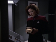 Filename=extant_StarTrek_VOY_6x11-FairHaven_02343.jpg
Filesize=125KiB
Dimensions=1200x900
Date added=Dec 28, 2019 extant_StarTrek_VOY_6x11-FairHaven_02343.jpg