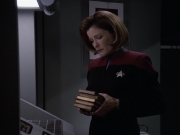 Filename=extant_StarTrek_VOY_6x11-FairHaven_02346.jpg
Filesize=125KiB
Dimensions=1200x900
Date added=Dec 28, 2019 extant_StarTrek_VOY_6x11-FairHaven_02346.jpg
