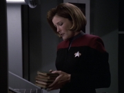 Filename=extant_StarTrek_VOY_6x11-FairHaven_02349.jpg
Filesize=119KiB
Dimensions=1200x900
Date added=Dec 28, 2019 extant_StarTrek_VOY_6x11-FairHaven_02349.jpg