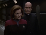 Filename=extant_StarTrek_VOY_6x11-FairHaven_02758.jpg
Filesize=124KiB
Dimensions=1200x900
Date added=Dec 28, 2019 extant_StarTrek_VOY_6x11-FairHaven_02758.jpg