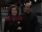 Filename=extant_StarTrek_VOY_6x11-FairHaven_02798.jpg
Filesize=135KiB
Dimensions=1200x900
Date added=Dec 28, 2019 extant_StarTrek_VOY_6x11-FairHaven_02798.jpg