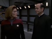 Filename=extant_StarTrek_VOY_6x11-FairHaven_02827.jpg
Filesize=130KiB
Dimensions=1200x900
Date added=Dec 28, 2019 extant_StarTrek_VOY_6x11-FairHaven_02827.jpg
