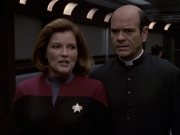 Filename=extant_StarTrek_VOY_6x11-FairHaven_02881.jpg
Filesize=141KiB
Dimensions=1200x900
Date added=Dec 28, 2019 extant_StarTrek_VOY_6x11-FairHaven_02881.jpg
