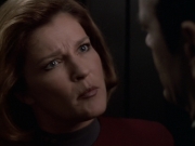 extant_StarTrek_VOY_6x11-FairHaven_02921.jpg