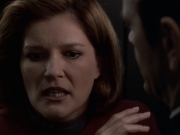extant_StarTrek_VOY_6x11-FairHaven_02930.jpg