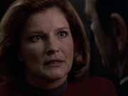extant_StarTrek_VOY_6x11-FairHaven_02933.jpg