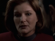 extant_StarTrek_VOY_6x11-FairHaven_02937.jpg