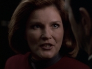 extant_StarTrek_VOY_6x11-FairHaven_02942.jpg