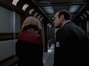 extant_StarTrek_VOY_6x11-FairHaven_02961.jpg