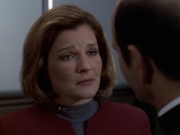 extant_StarTrek_VOY_6x11-FairHaven_02992.jpg