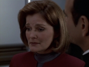extant_StarTrek_VOY_6x11-FairHaven_03036.jpg