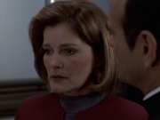 extant_StarTrek_VOY_6x11-FairHaven_03043.jpg